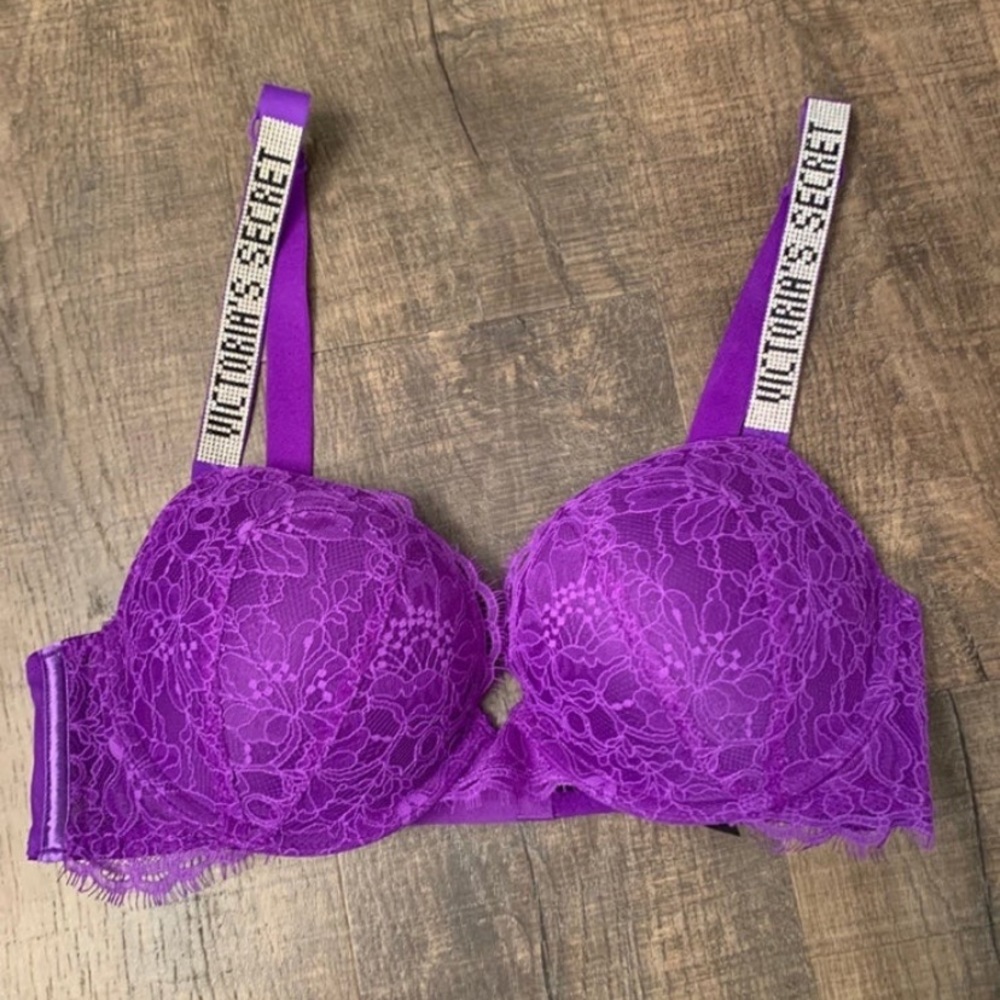 Victoria’s Secret bra